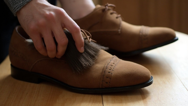 스웨이드 부드러움 유지 전략 관련 핵심 이미지