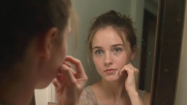 얼굴비대칭 셀프 진단법 관련 핵심 이미지