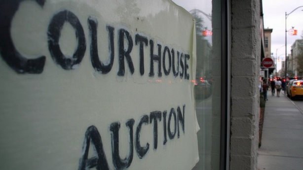 부동산 경매 위험성 관련 핵심 이미지